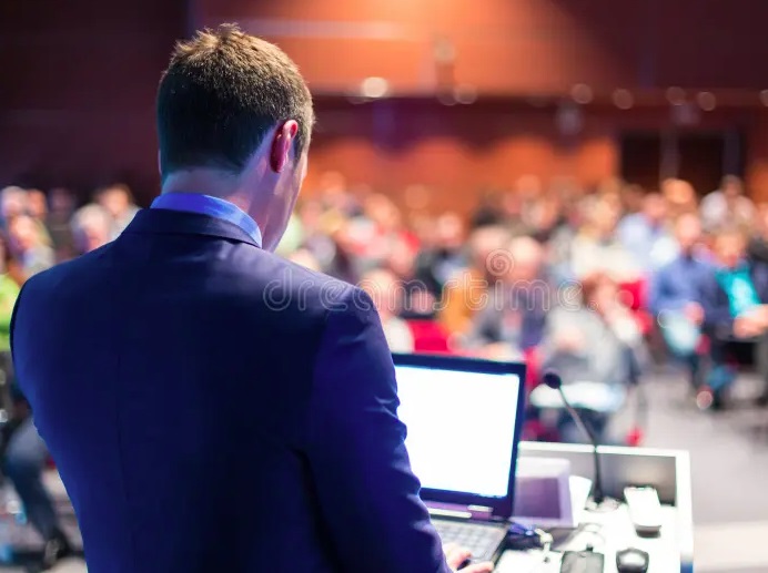 Conférence intitulée : « VARIABILITE GENETIQUE DES VIRUS ET IMPACT SUR L’EPIDEMIOLOGIE DES MALADIES VIRALES »